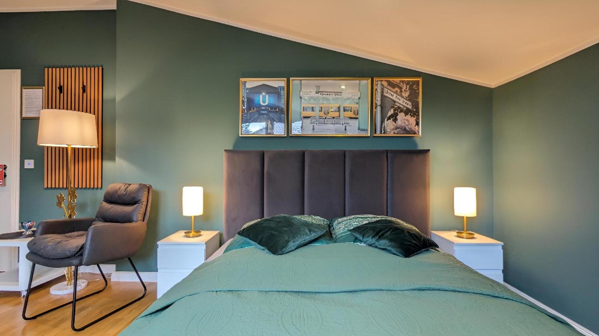 3 Rooms - Zimmervermietung Naehe Flughafen Ber - Gratis Wlan, Parken & Netflix