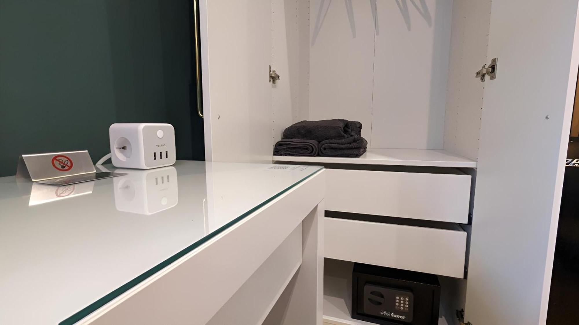 Privatunterkunft 3 - Zimmervermietung Naehe Flughafen Ber - Gratis Wlan, Parken & Netflix
